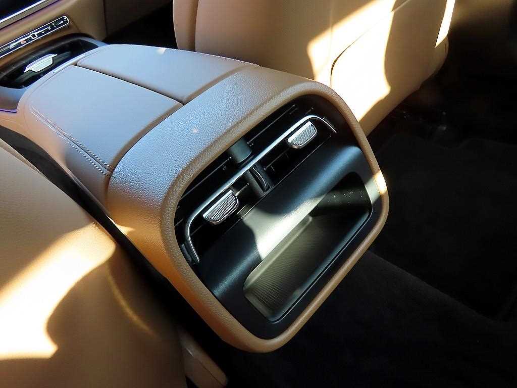 Mercedes Benz E class 2026 Blanco - Importación desde Corea - HF Imports Iquique - Foto 15