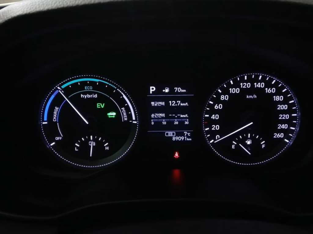 HYUNDAI Grandeur - Vista 9