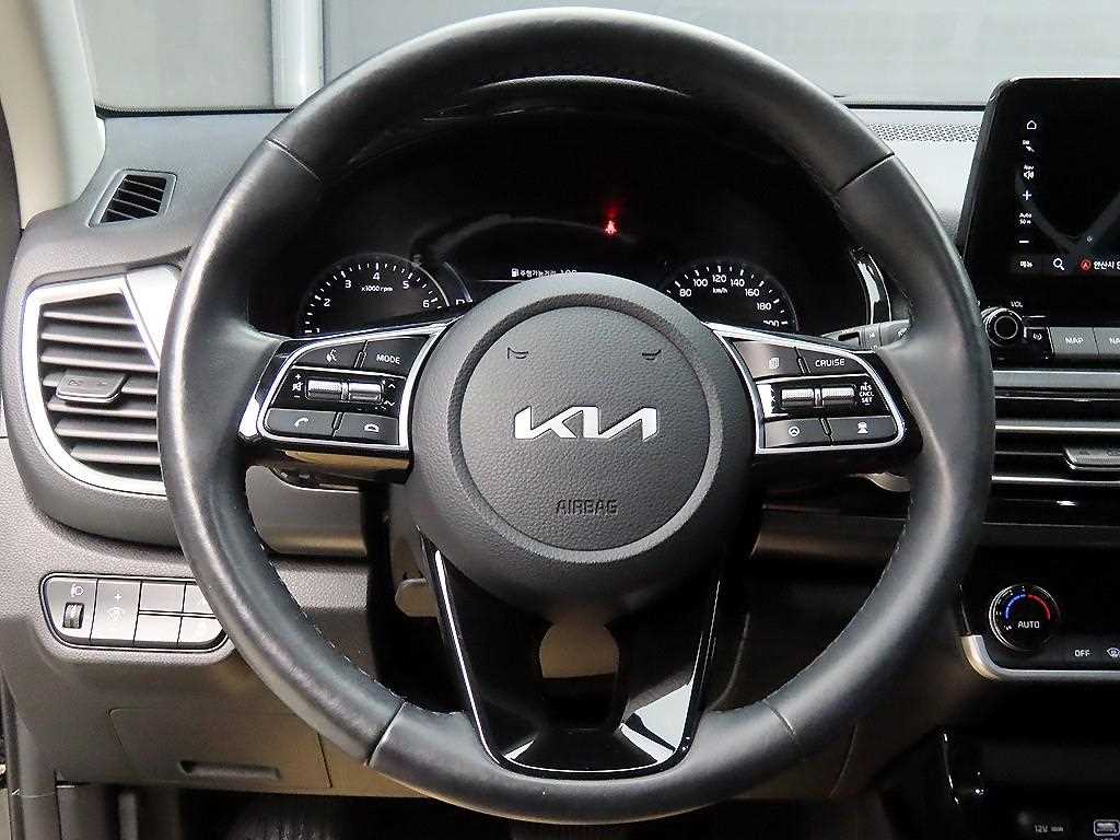 KIA Seltos - Vista 9