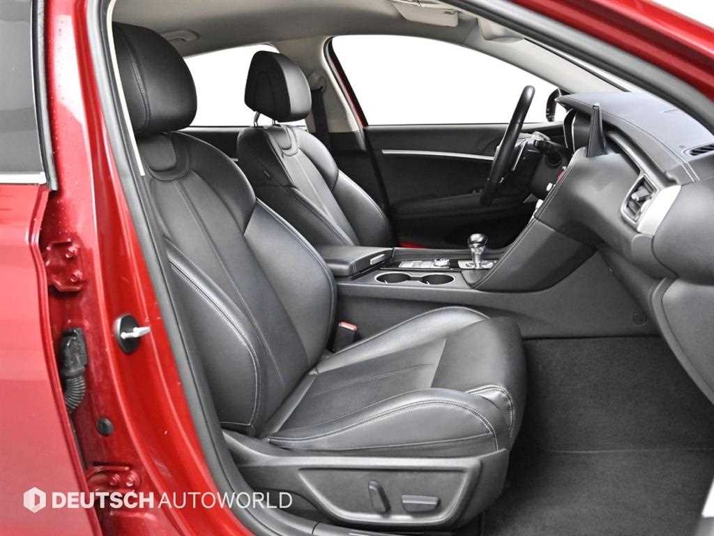 Genesis G70 - Vista 10