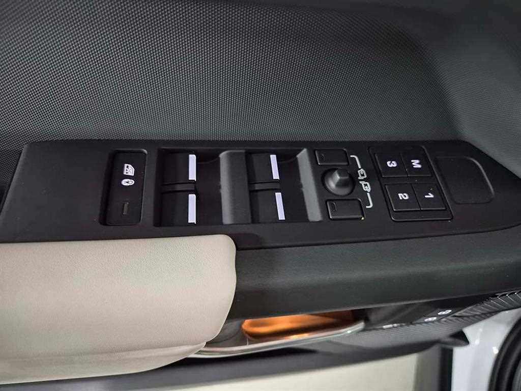 Land Rover Defender - Vista 11