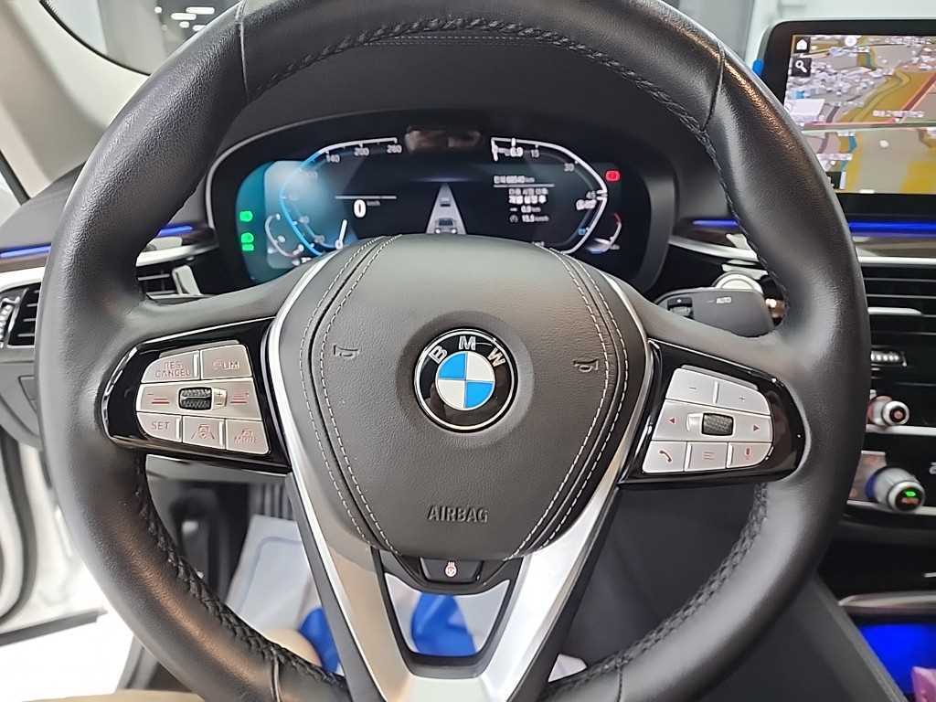 BMW 5 Series - Vista 9