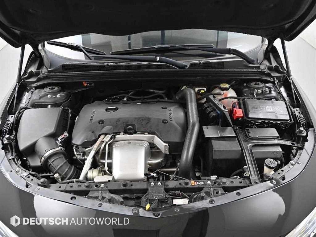 Chevrolet Malibu - Vista 6