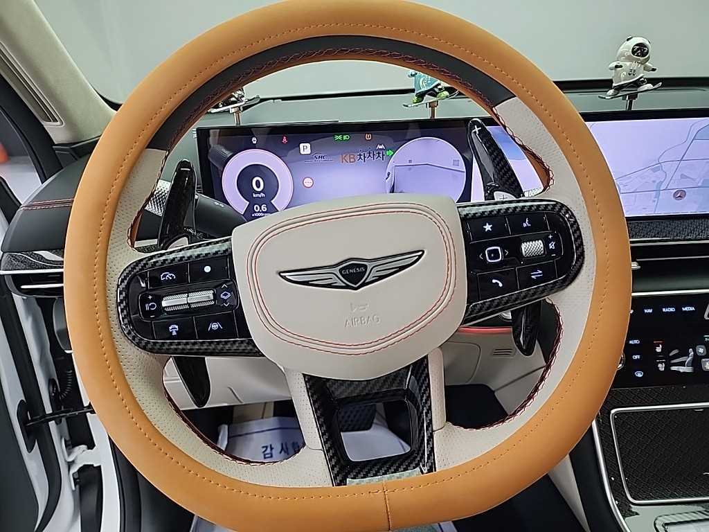 Genesis GV80 - Vista 9