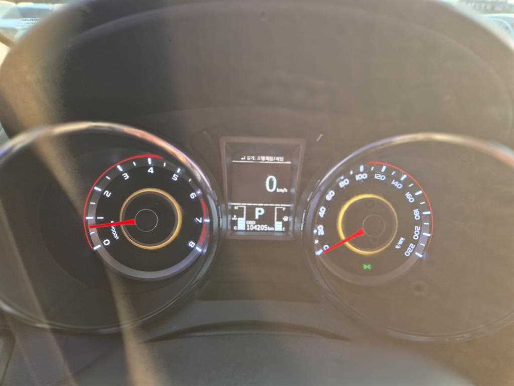 Ssangyong Tivoli - Vista 9