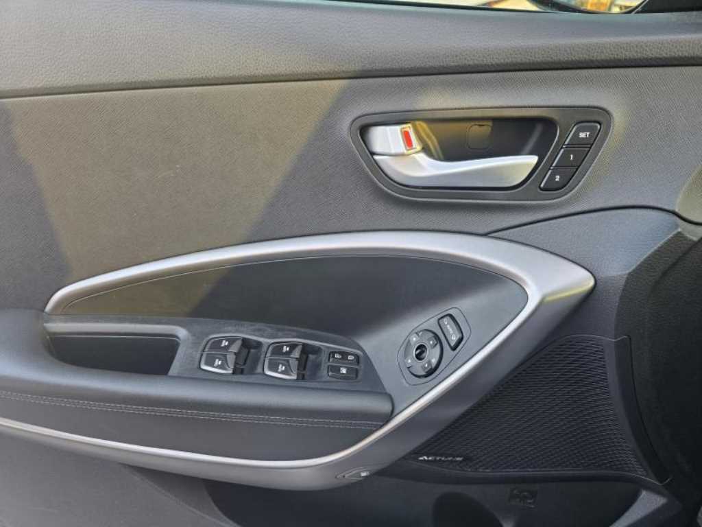 HYUNDAI Maxcruz - Vista 11