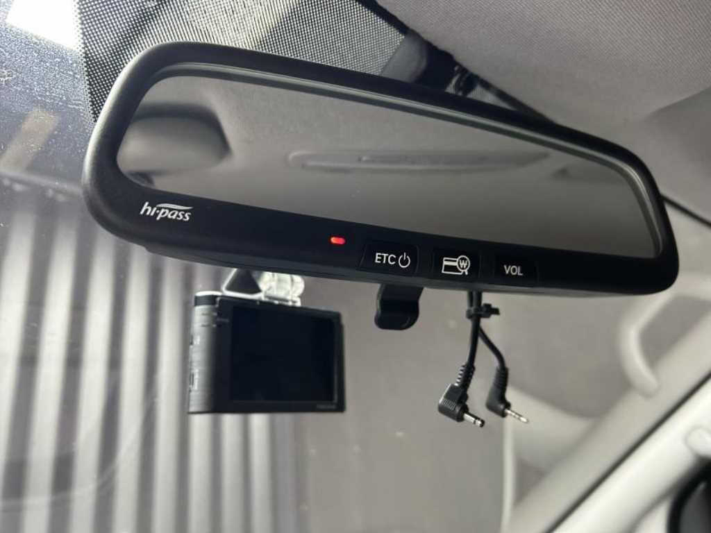 HYUNDAI Starex - Vista 8