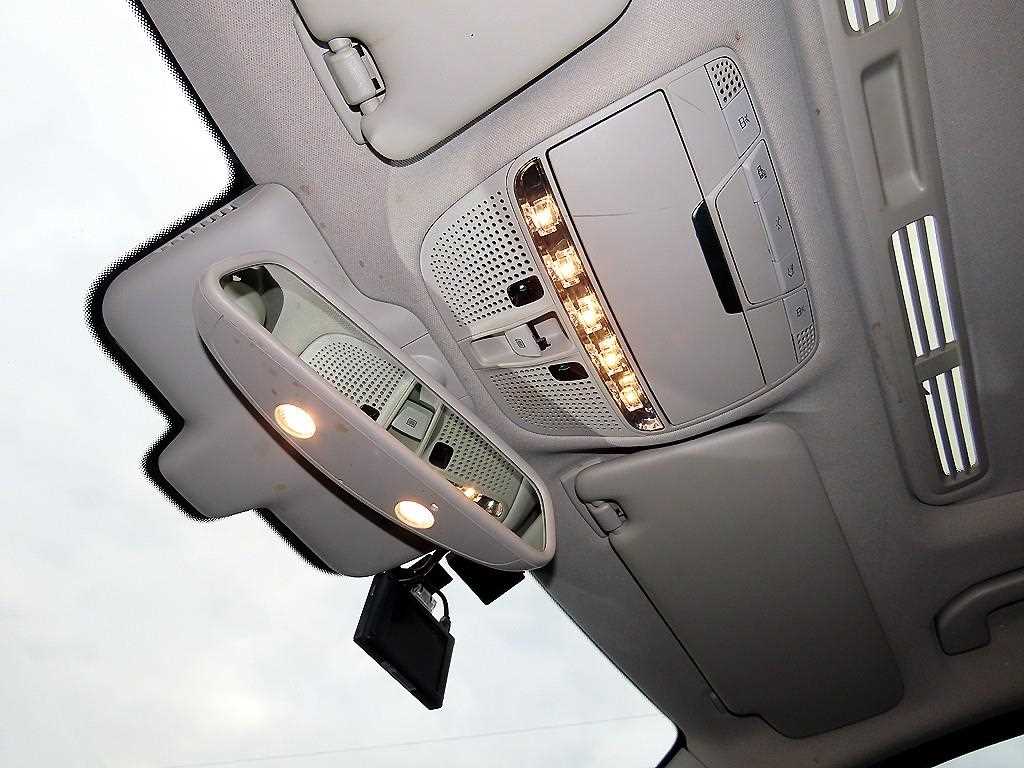 Mercedes Benz C Class 2015 Blanco - Importación desde Corea - HF Imports Iquique - Foto 16