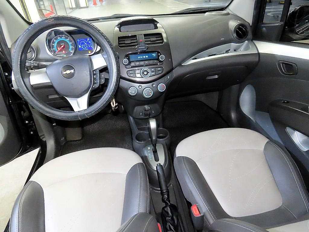 Chevrolet Spark - Vista 10