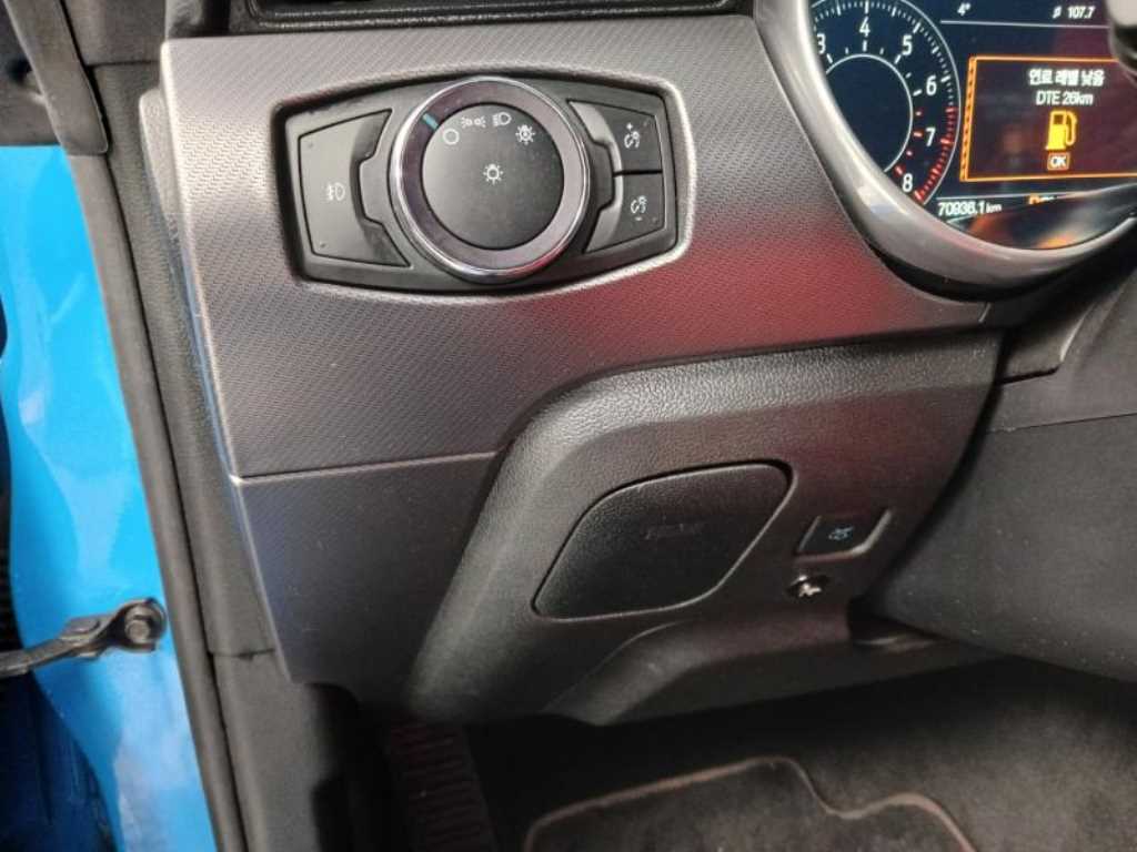 Ford Mustang - Vista 12