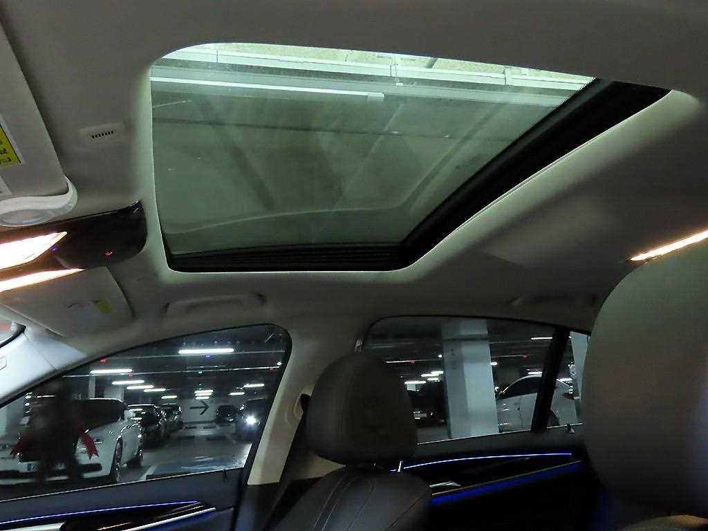 BMW 5 Series 2018 Gris - Importación desde Corea - HF Imports Iquique - Foto 17