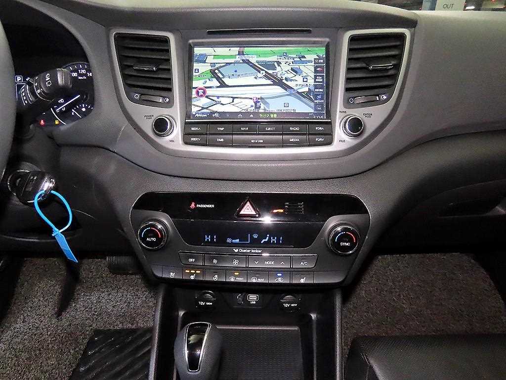 HYUNDAI Tucson - Vista 11