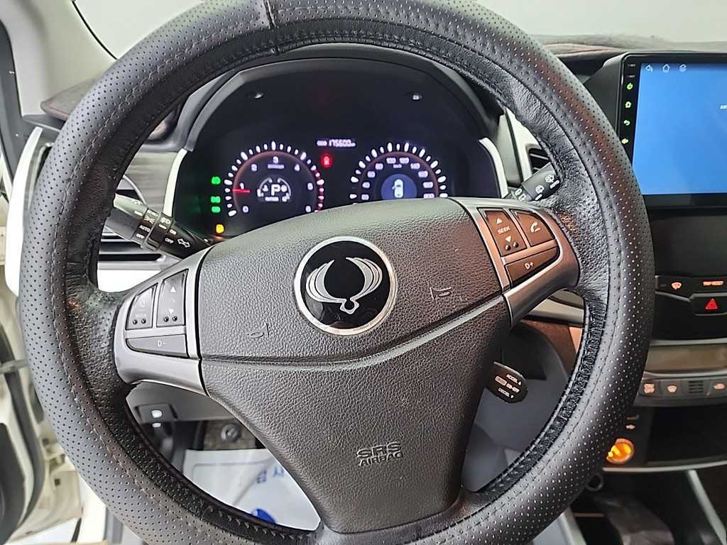 Ssangyong Korando - Vista 9