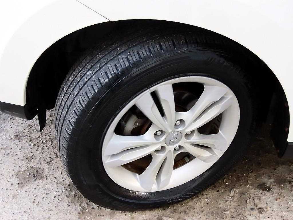 HYUNDAI Tucson 2011 Blanco - Importación desde Corea - HF Imports Iquique - Foto 18