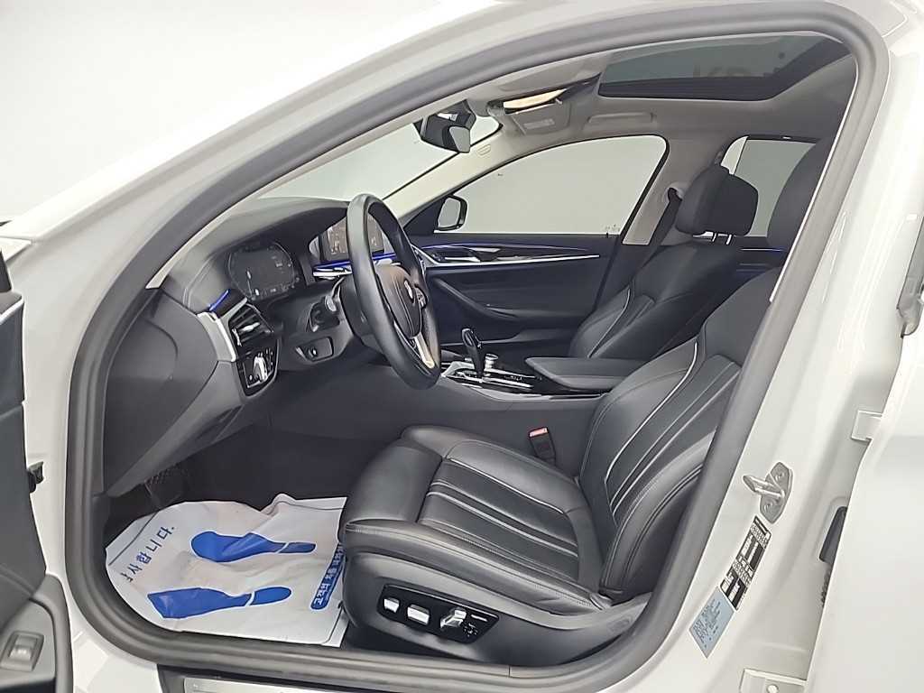 BMW 5 Series - Vista 11