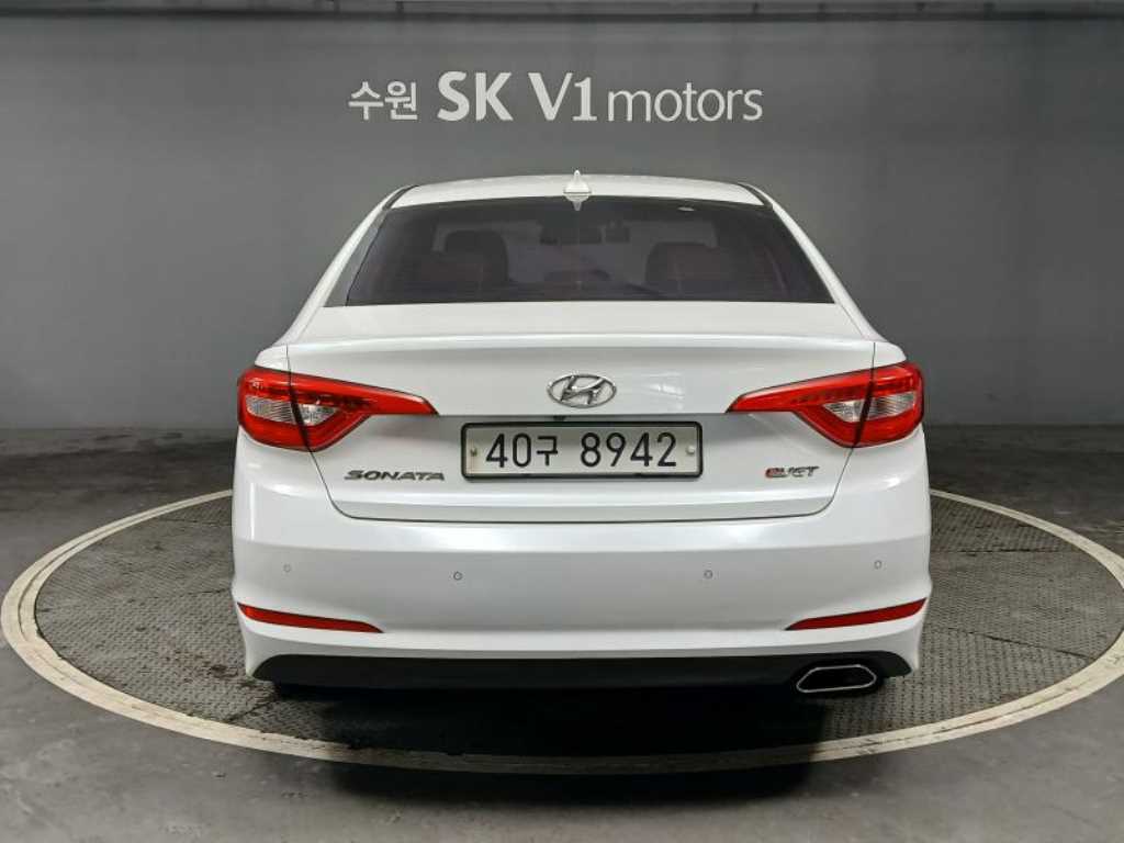 HYUNDAI Sonata - Vista 5