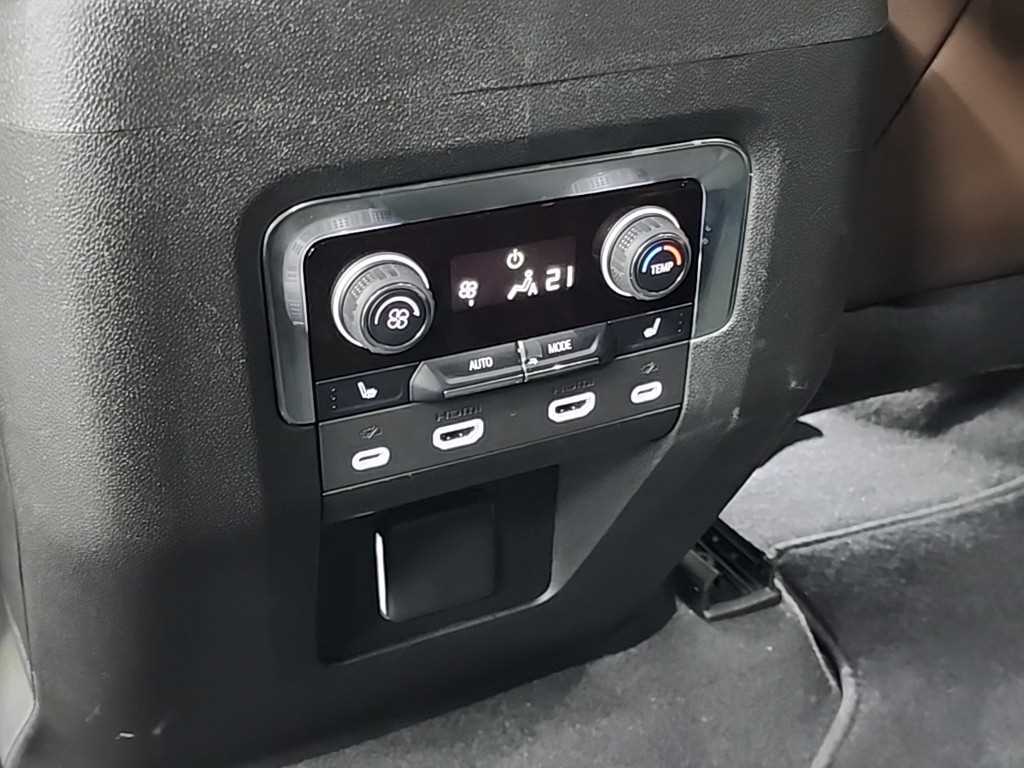 Chevrolet Tahoe 2022 Blanco - Importación desde Corea - HF Imports Iquique - Foto 13