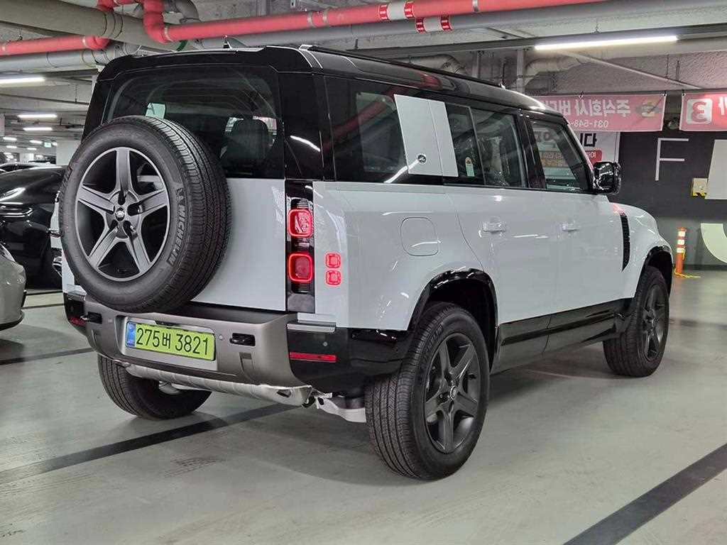Land Rover Defender - Vista 4