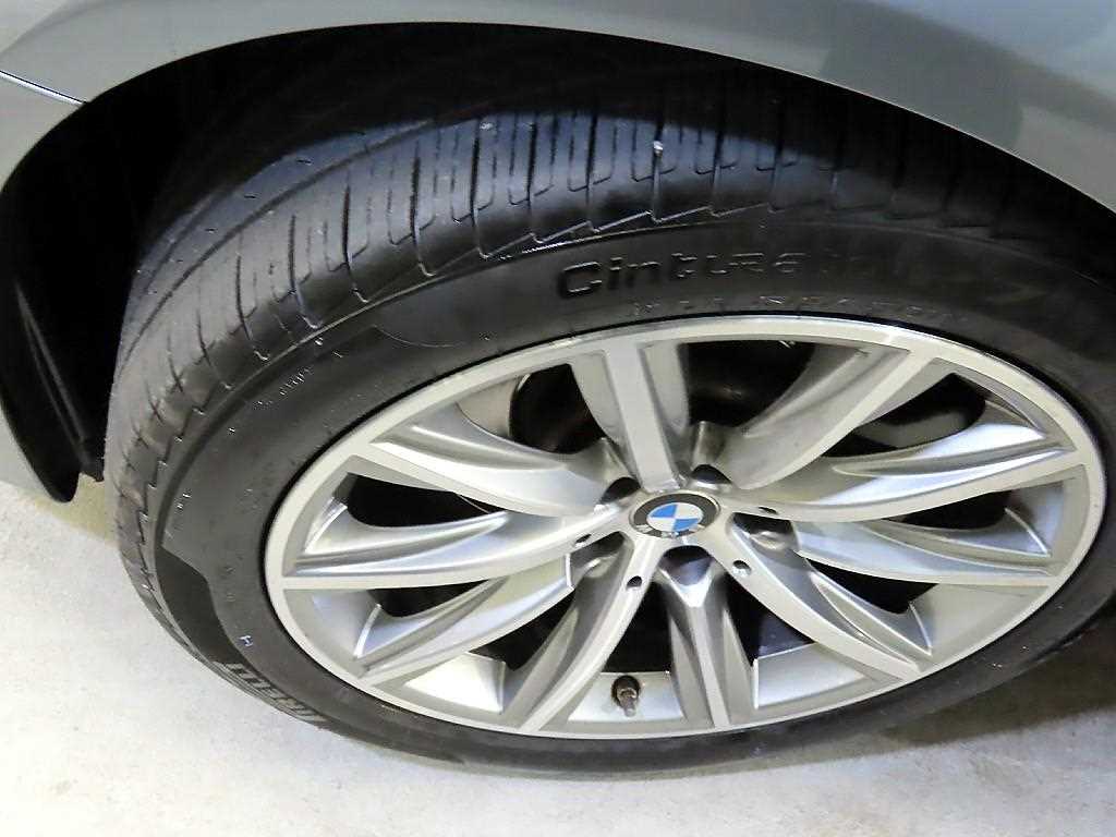 BMW 5 Series 2018 Gris - Importación desde Corea - HF Imports Iquique - Foto 20