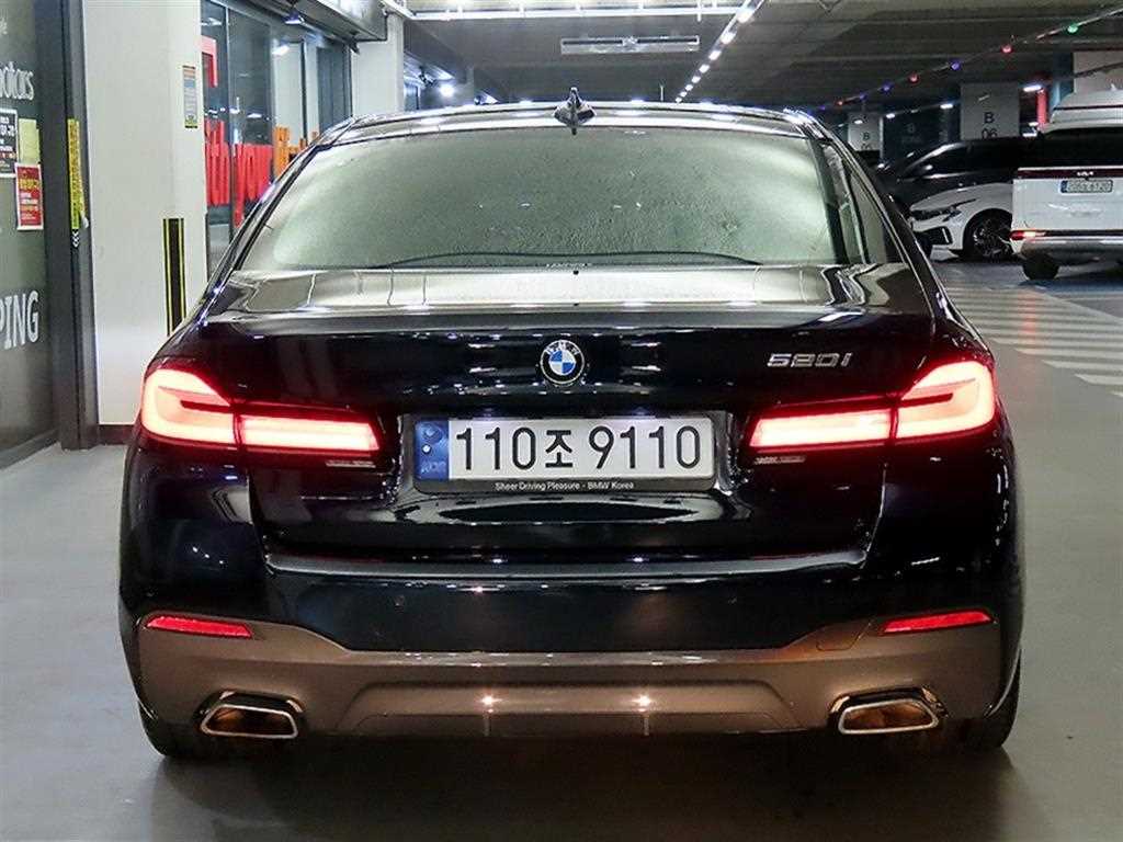 BMW 5 Series - Vista 5