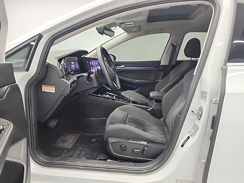 Volkswagen Golf - Vista 11