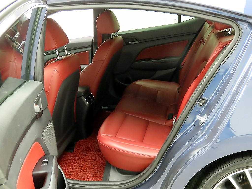 HYUNDAI Avante 2018 - Importación desde Corea - HF Imports Iquique - Foto 15