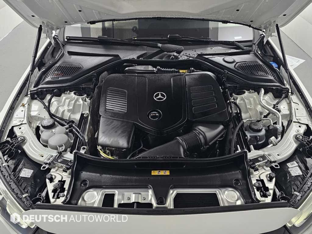 Mercedes Benz E class - Vista 6