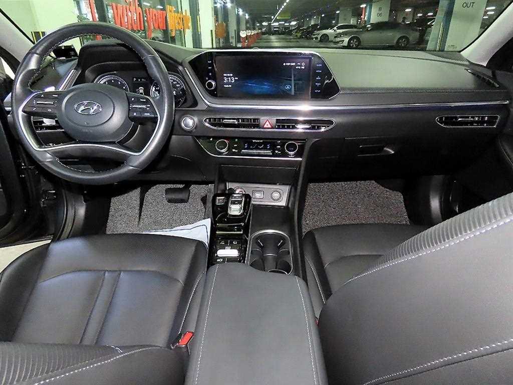 HYUNDAI Sonata - Vista 10