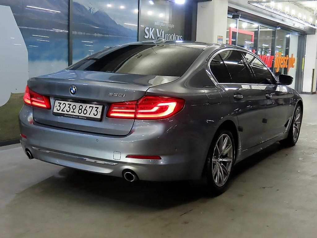 BMW 5 Series - Vista 4