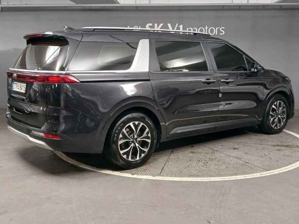 KIA Carnival - Vista 4