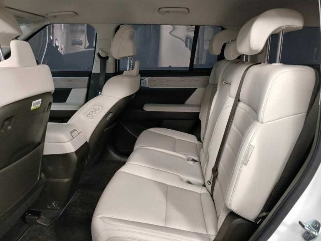 HYUNDAI Santa Fe - Vista 8