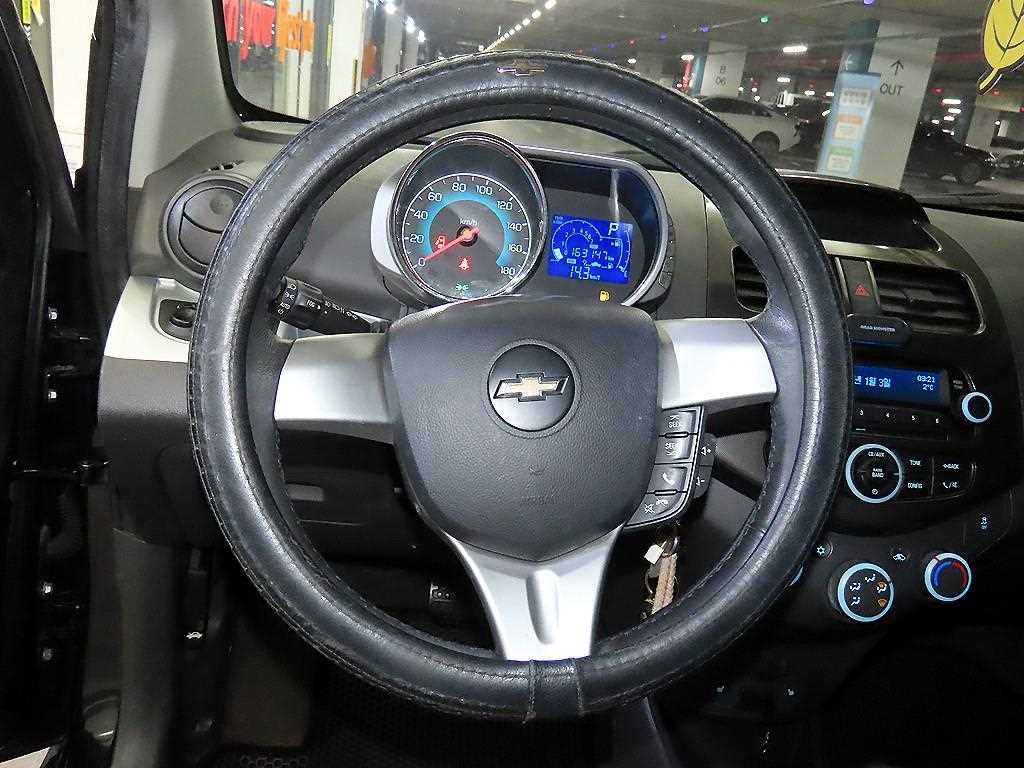 Chevrolet Spark - Vista 8