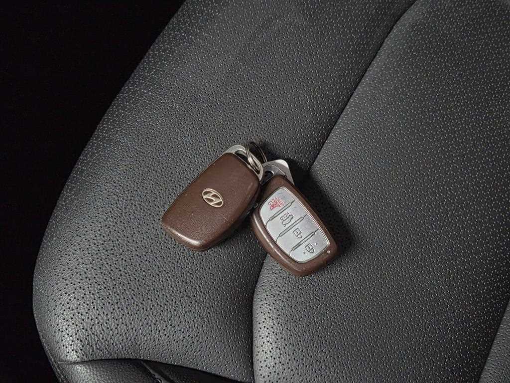 HYUNDAI Avante 2016 Gris - Importación desde Corea - HF Imports Iquique - Foto 19