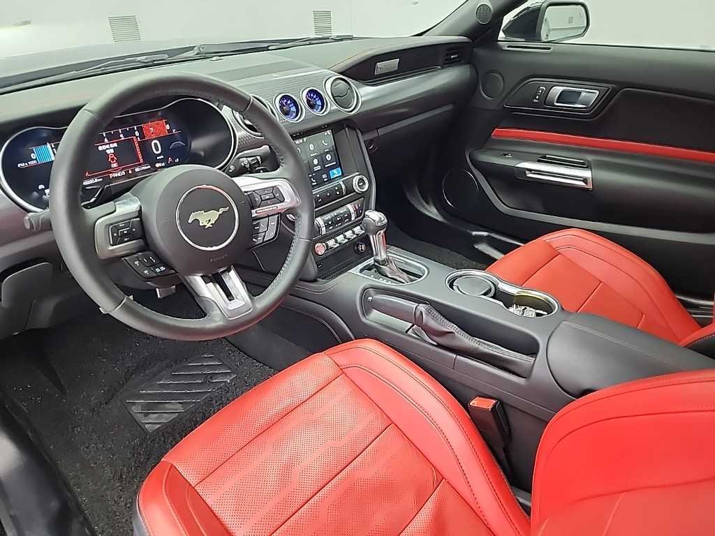 Ford Mustang - Vista 7