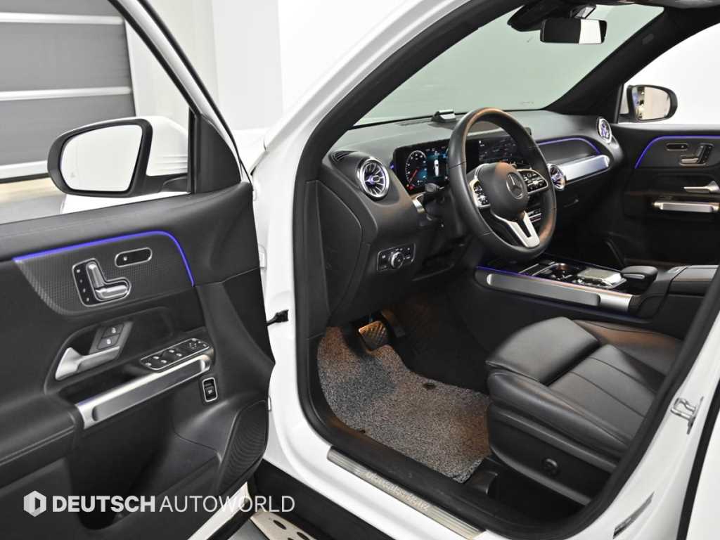 Mercedes Benz GLB Class - Vista 11