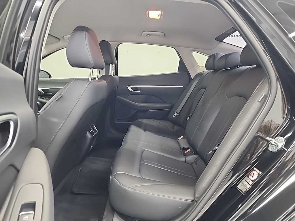 HYUNDAI Sonata - Vista 12