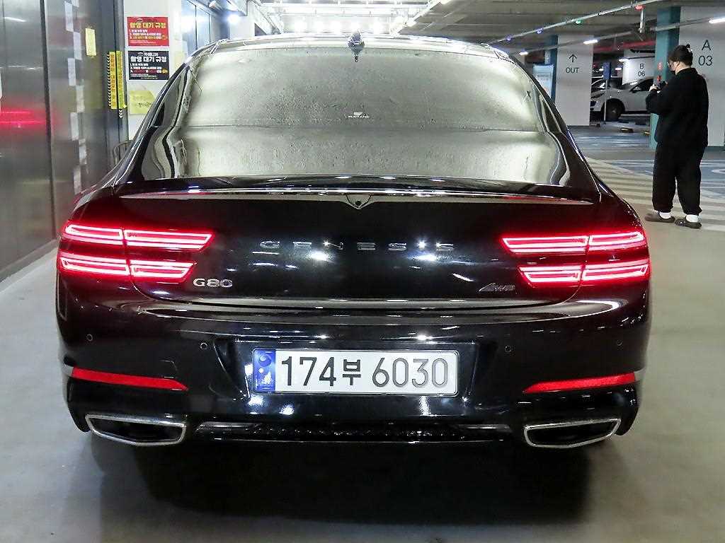 Genesis G80 - Vista 5