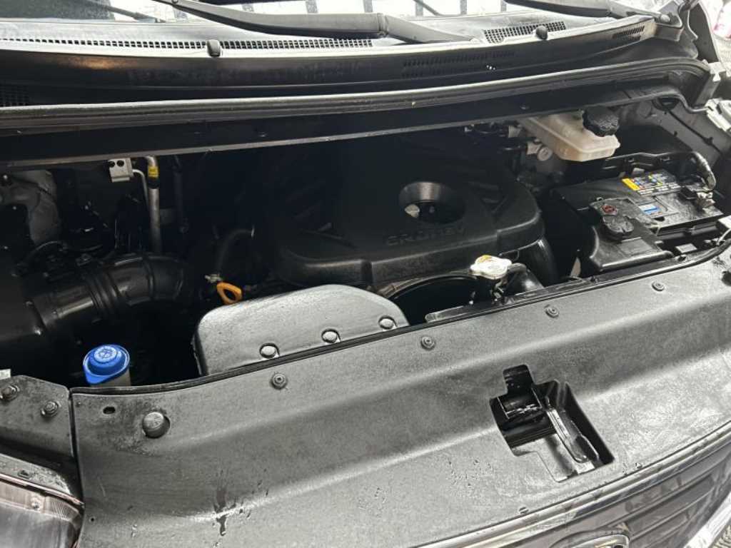 HYUNDAI Starex 2021 Plateado - Importación desde Corea - HF Imports Iquique - Foto 15