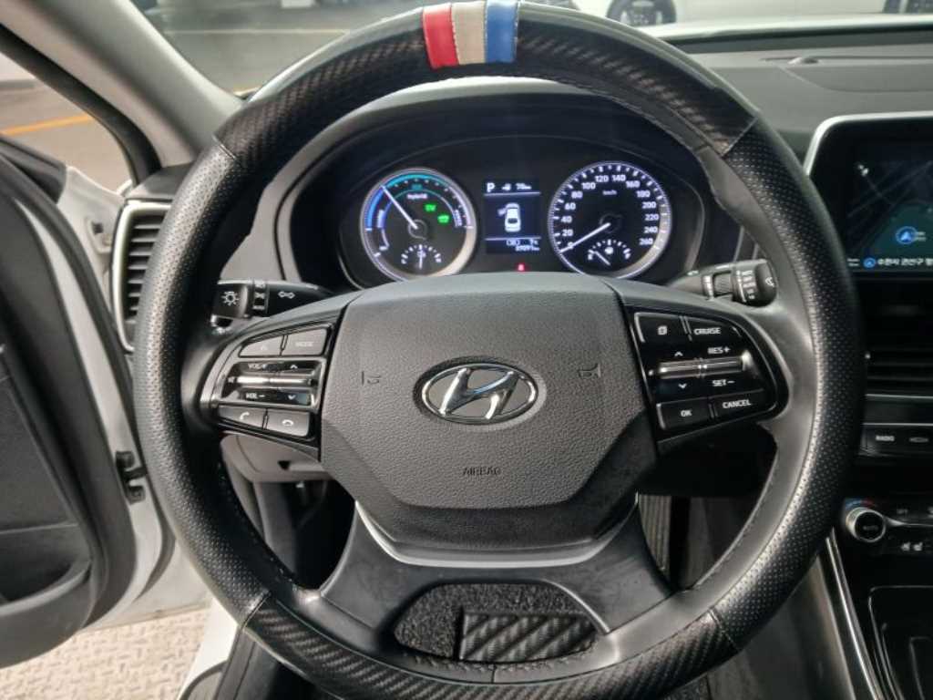 HYUNDAI Grandeur - Vista 8