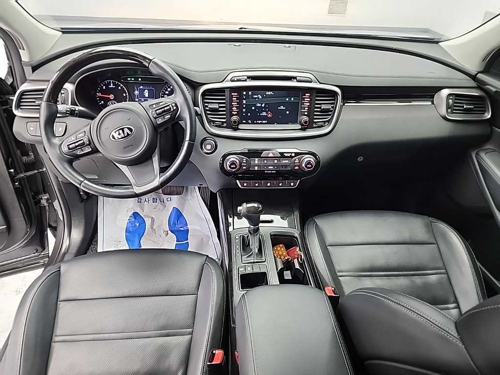 KIA Sorento - Vista 7