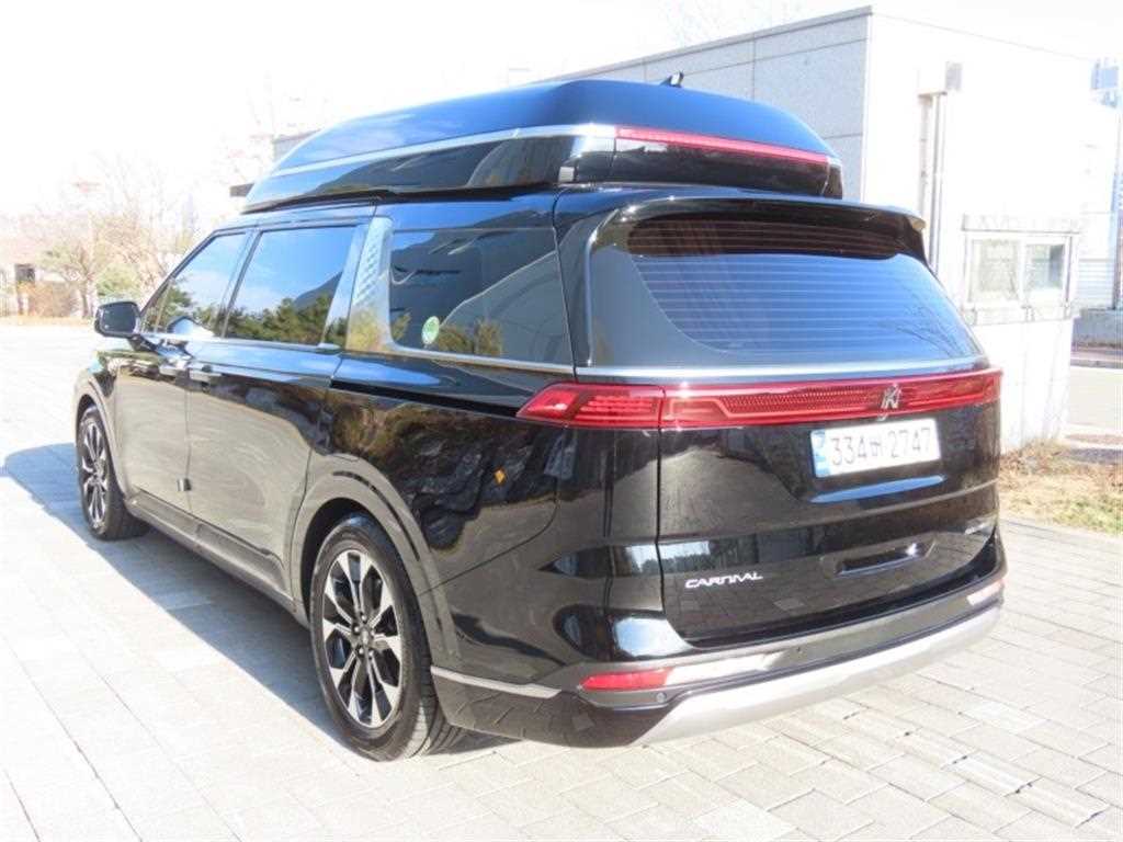 KIA Carnival - Vista 4
