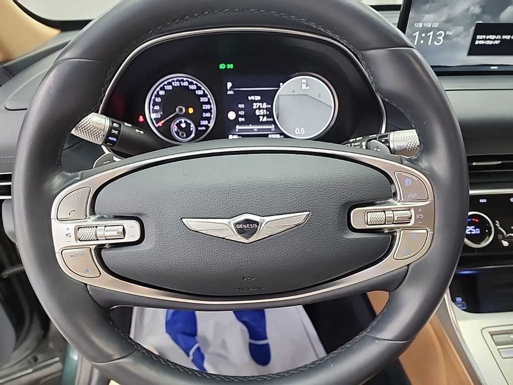 Genesis GV80 - Vista 9