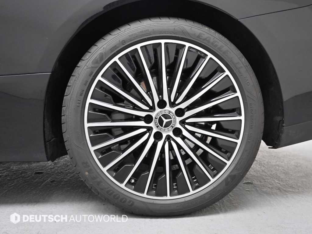 Mercedes Benz CLE Class - Vista 5