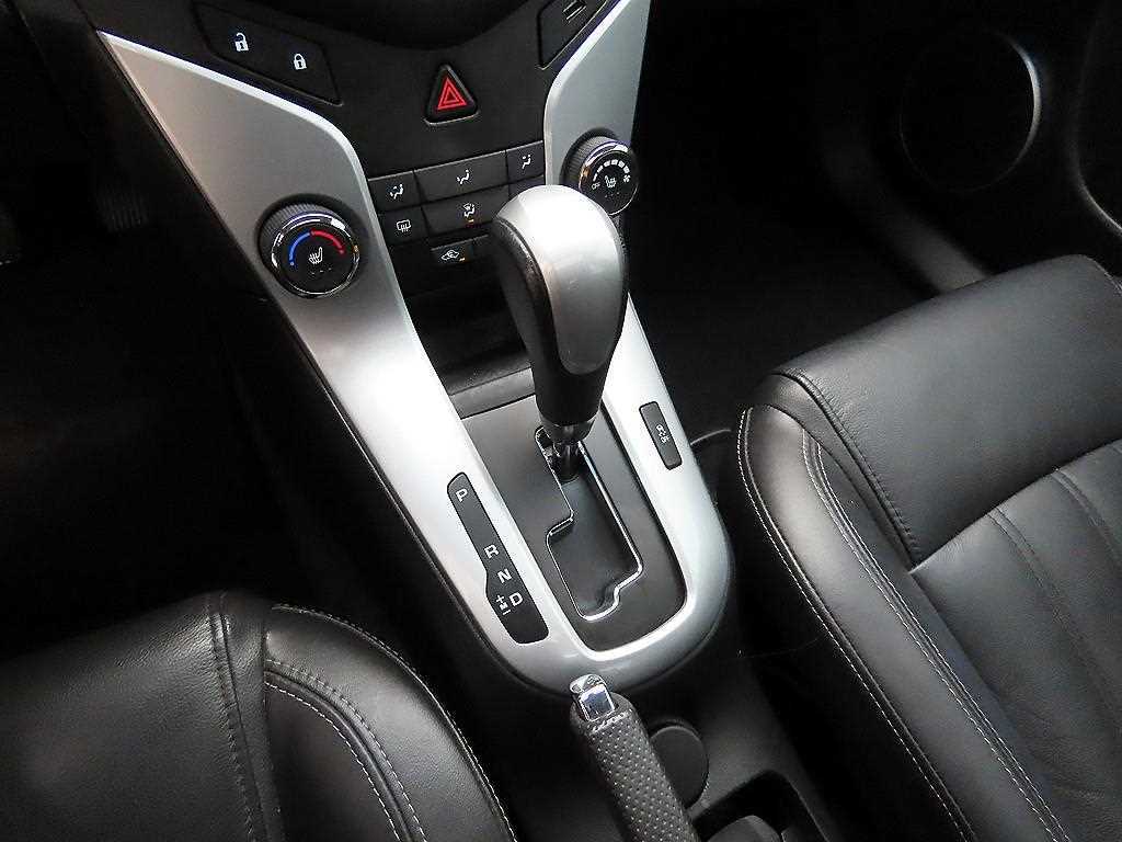 Chevrolet Cruise - Vista 10