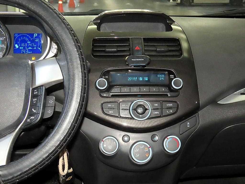 Chevrolet Spark - Vista 11