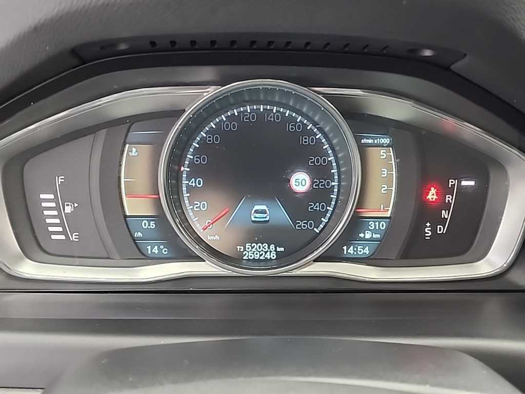 Volvo XC70 - Vista 6