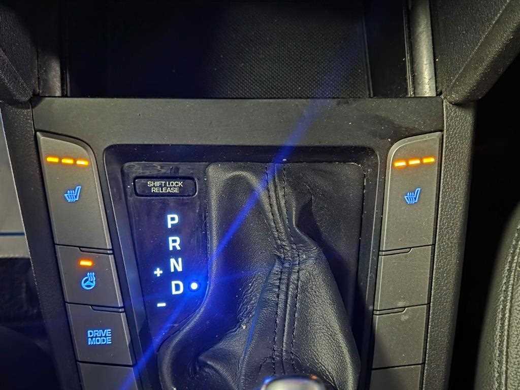 HYUNDAI Avante 2016 Gris - Importación desde Corea - HF Imports Iquique - Foto 17