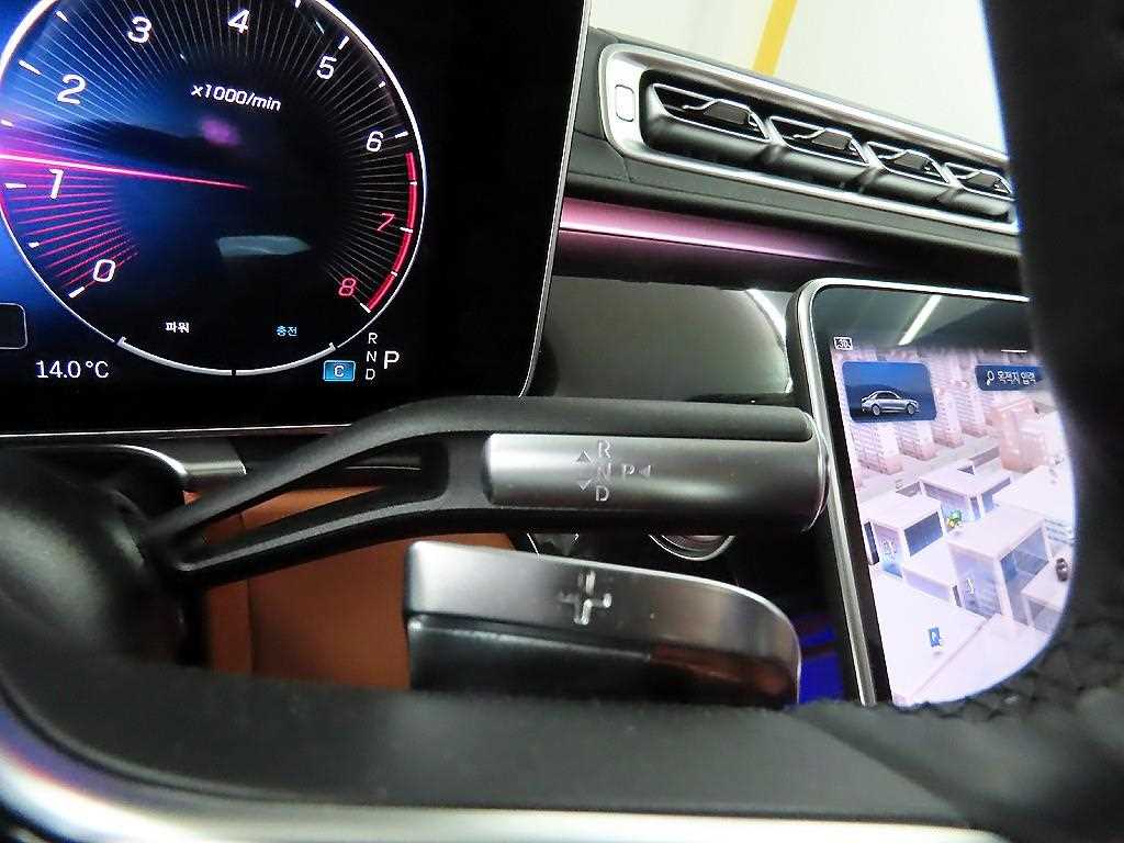 Mercedes Benz S Class - Vista 10