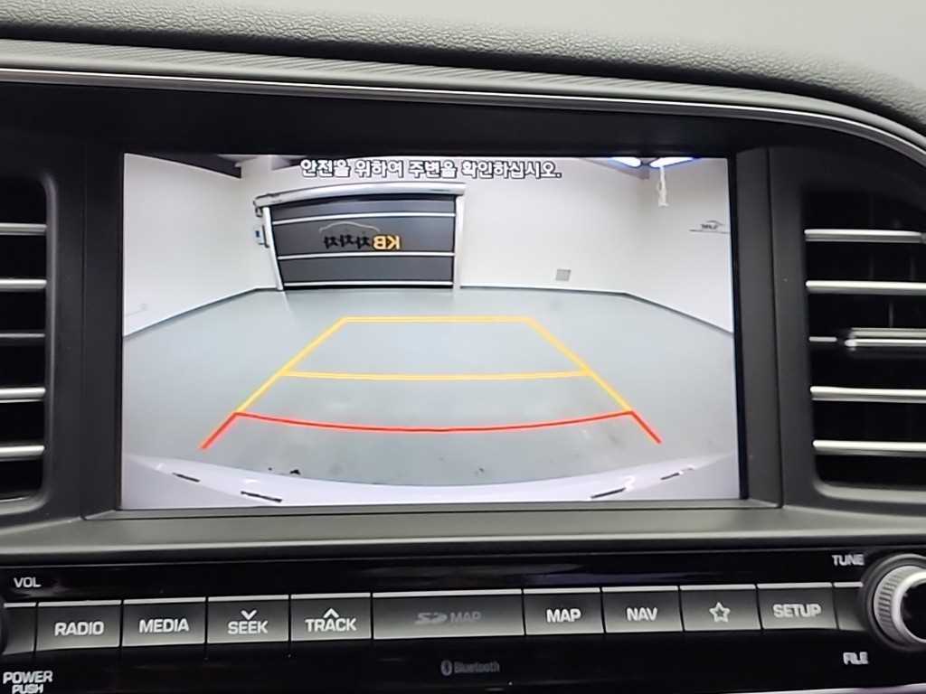 HYUNDAI Avante 2019 Blanco - Importación desde Corea - HF Imports Iquique - Foto 14