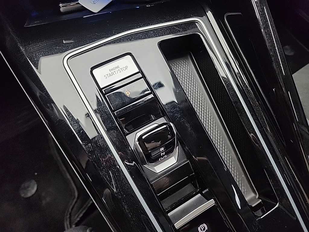 Volkswagen Golf - Vista 8